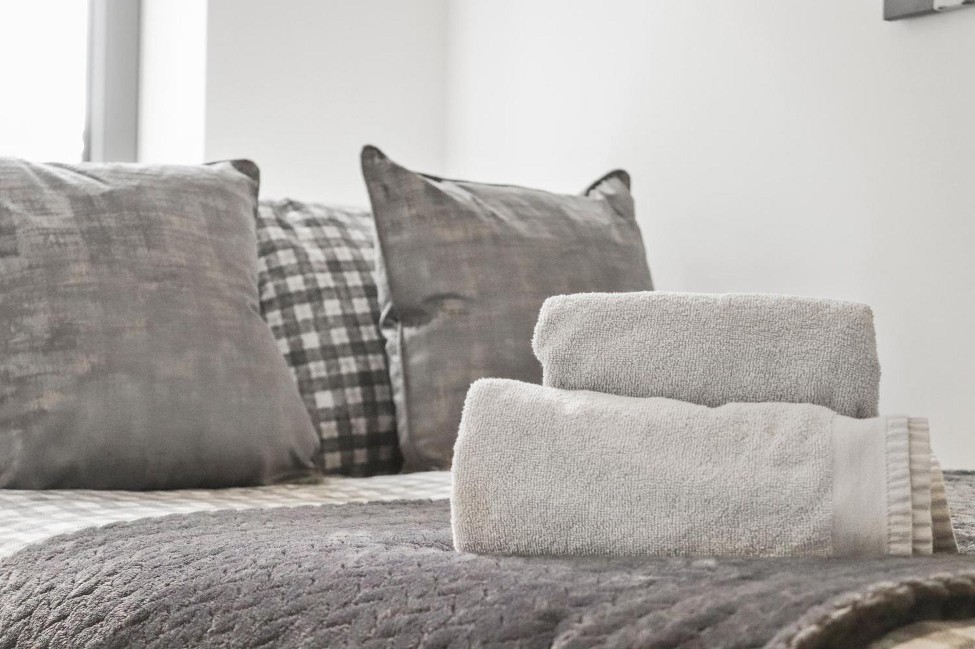 Centrally Located - Modern - 2Bed - 2Bath Apartment ロンドン エクステリア 写真