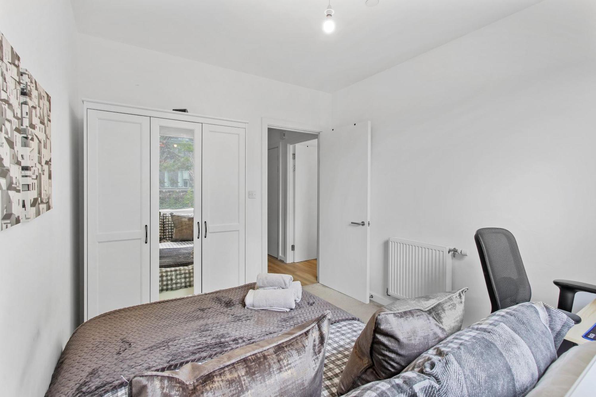 Centrally Located - Modern - 2Bed - 2Bath Apartment ロンドン エクステリア 写真