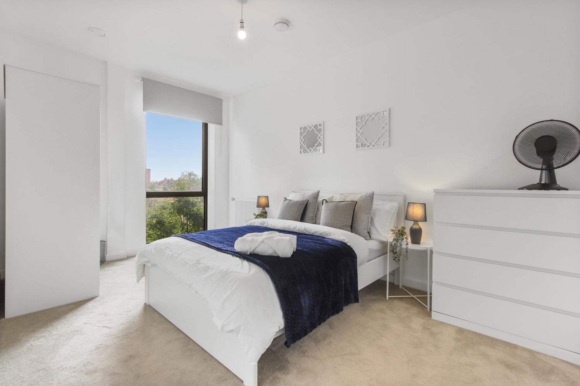 Centrally Located - Modern - 2Bed - 2Bath Apartment ロンドン エクステリア 写真