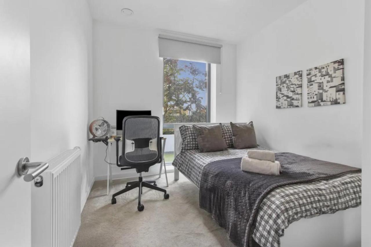 Centrally Located - Modern - 2Bed - 2Bath Apartment ロンドン エクステリア 写真